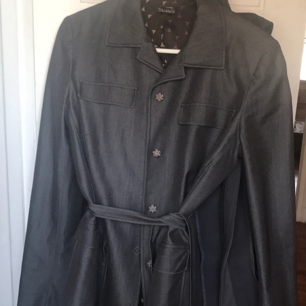 Coat-tahari